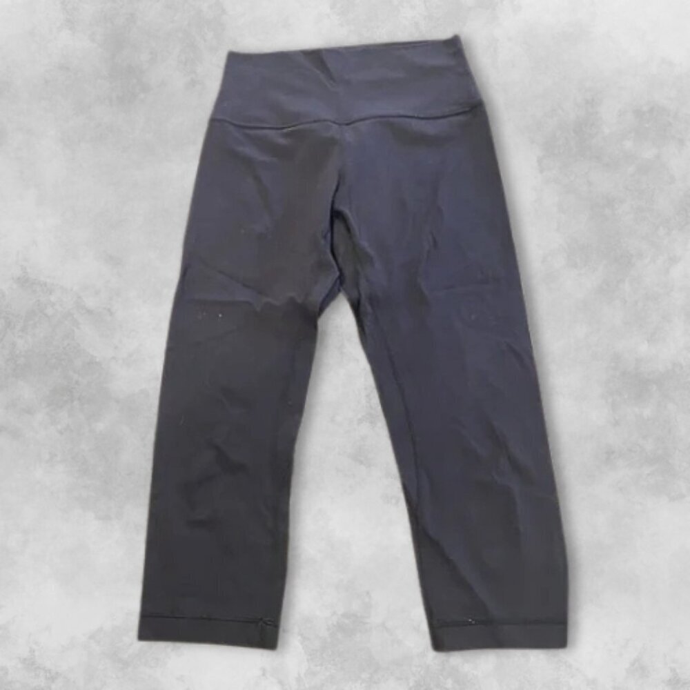 Lululemon High-Waisted Capri Leggings Stretchable Durable Black Women's Size 6